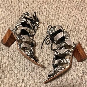 Marc Fisher Patsey Reptile Snakeskin Print Lace Up Cage Strappy Block Heels